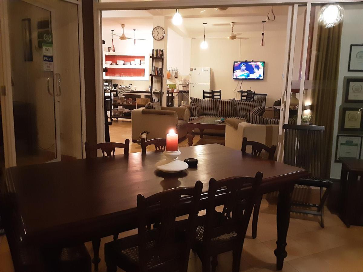 Sophie House Apartment Хикадува Екстериор снимка